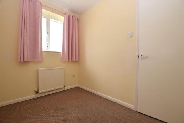 Terraced house to rent in Drapers Way, St. Leonards-On-Sea