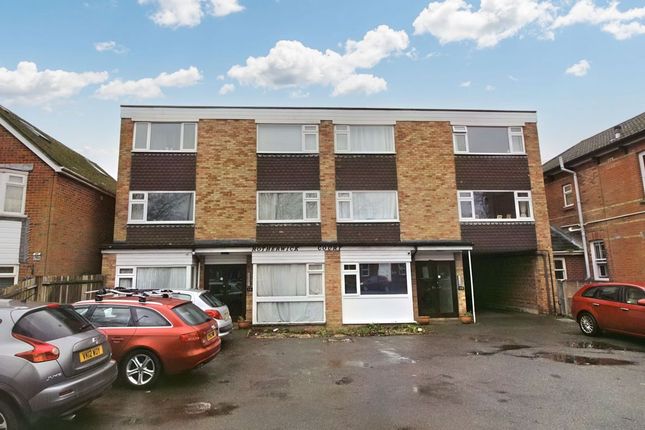Flat for sale in Flat 1 Rotherwick Court, 72 Alexandra Road, Farnborough, Hampshire