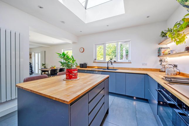 7 Roseland Crescent, Truro photo 4