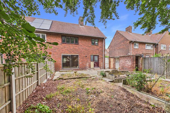 43, Snape Hill Crescent, Dronfield photo 2