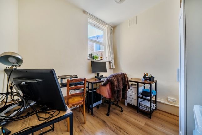22, Camplin Street, London photo 4