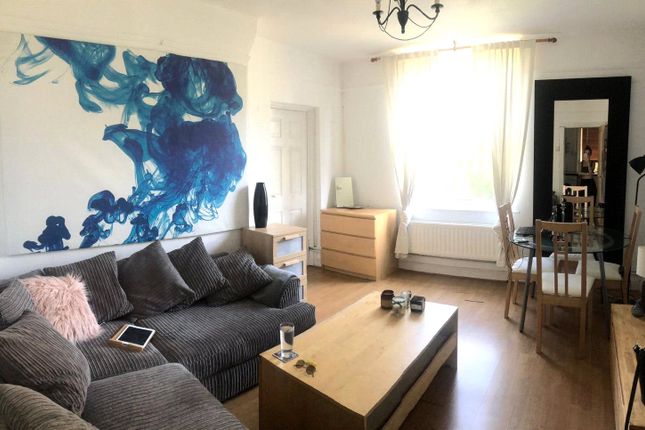 Thumbnail Room to rent in Matilda House, St Katherines Way, London