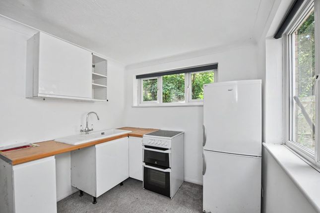 28, Gazelle Court, Colchester photo 3