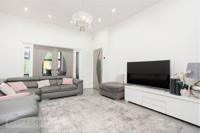 177, Windsor Road, Oldham photo 4