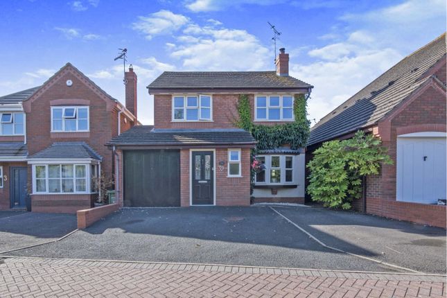 Thumbnail Detached house for sale in Phipps Close., Wyre Piddle, Pershore