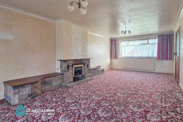 81, Coney Green Drive, Birmingham photo 4