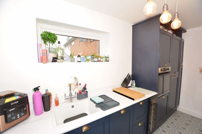 Flat for sale in Frank Lunnon Close, Bourne End