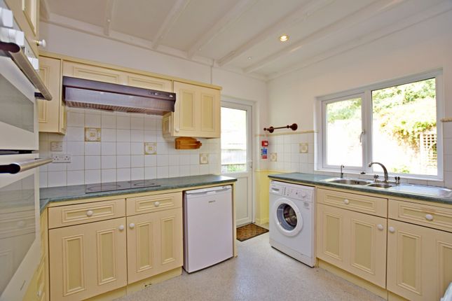 Fieldway, Thorndene Avenue, Bognor Regis photo 5