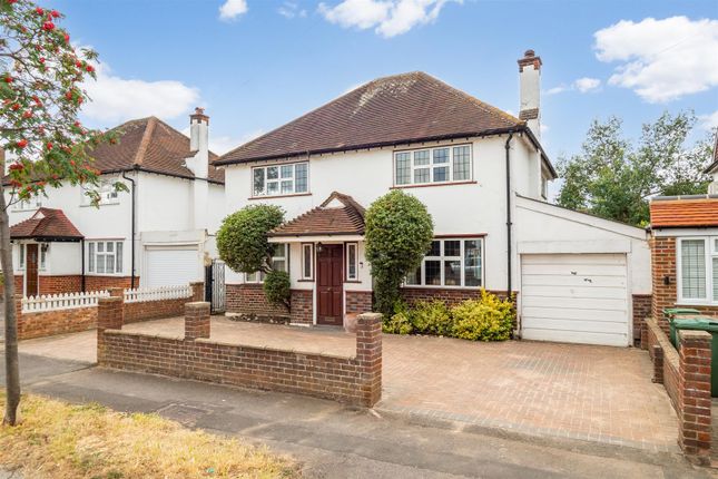 Thumbnail Detached house for sale in Kingsley Avenue, Sutton