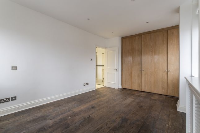Flat to rent in Avenue Road, London