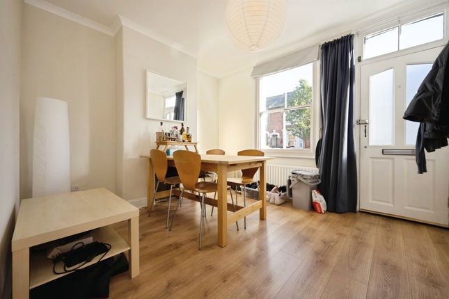 32, Palmerston Street, Bedford photo 4