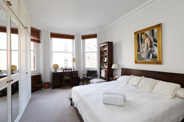 Flat for sale in Marloes Road, London, Kensington And Chelsea