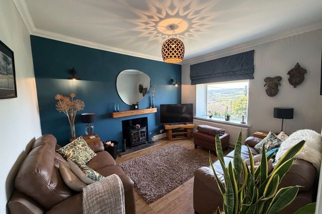 125, Heol Y Garn, Swansea photo 3