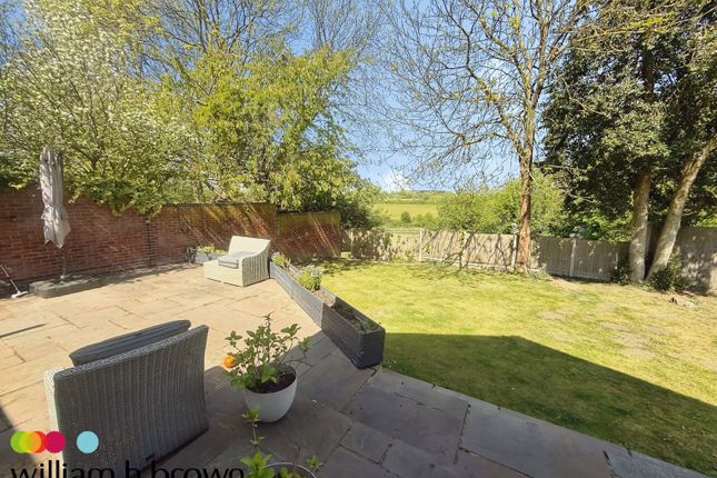 4-bed house on Barn Cottage, High Road, Grays, £2,000/mo