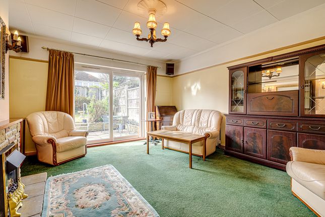 17, Hickling Close, Leigh-on-sea photo 4