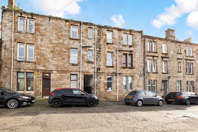 Thumbnail Flat for sale in Muirhead Street, Kirkintilloch, Glasgow