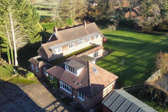 Country house for sale in Rignall Road, Great Missenden