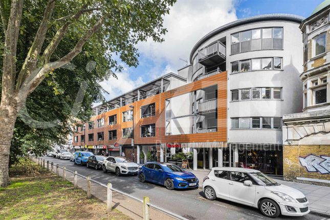 Flat for sale in Mile End Road, London