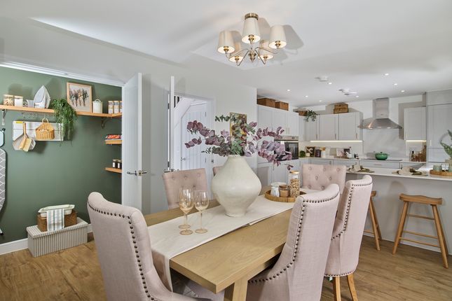 2, Thaxted Road, Saffron Walden photo 3