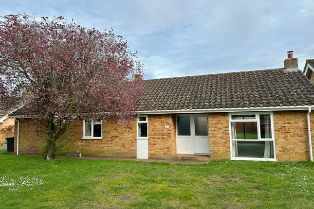 Thumbnail Bungalow to rent in The Pines, Holywell Row, Bury St. Edmunds