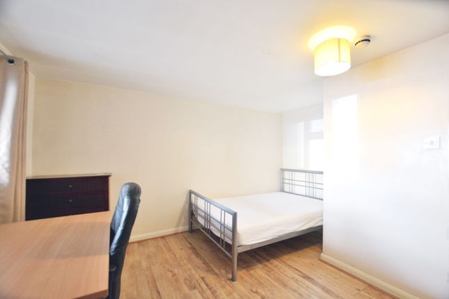 Thumbnail Room to rent in Mayfield Close, Hillingdon, Uxbridge