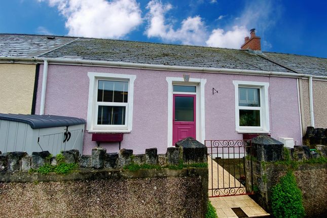 Thumbnail Cottage for sale in West Street, Pembroke