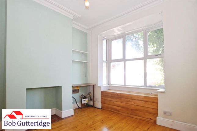 64, Albert Street, Newcastle-under-Lyme photo 4