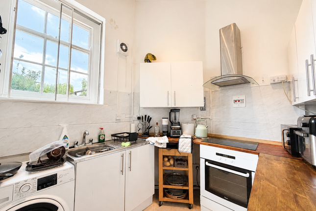12 Castle Cottages, Water Lane, Hertford photo 5