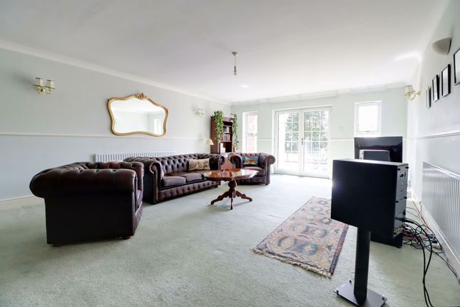 23 Castle Keep, Brigg photo 4