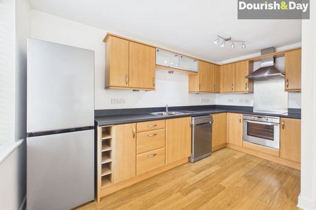 16 Anderson House Hollins Drive, Stafford photo 2