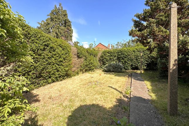 37, Sutton Avenue, Newark photo 3