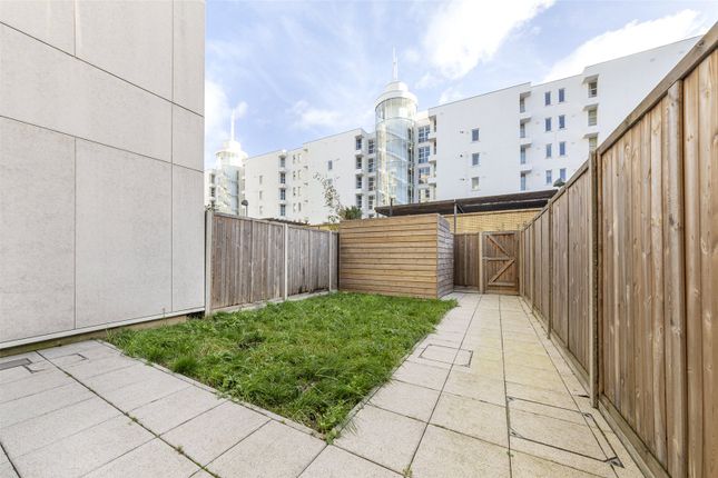 End terrace house for sale in Starboard Way, Royal Wharf, London