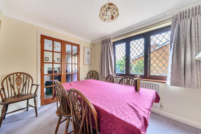 4, Grafton Close, Gosport photo 4