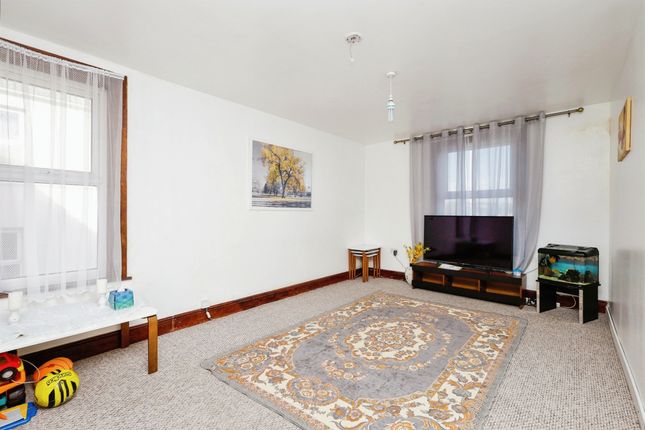 Maisonette for sale in Priory Avenue, Hastings