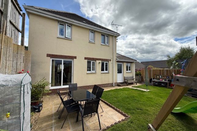 Cadwgan, Bryn Deri Close, Newcastle Emlyn photo 3
