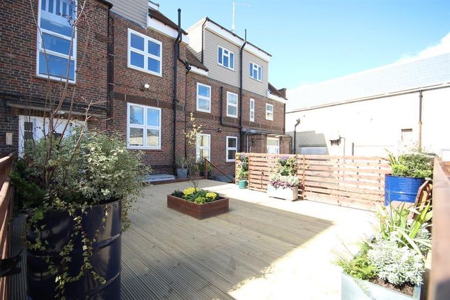 Flat for sale in London Road, East Grinstead