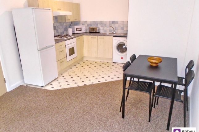 Apt 13, Oakwood House, Leicester photo 3