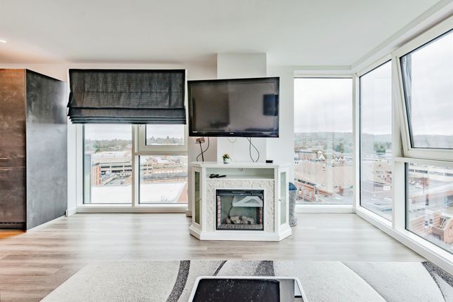 Penthouse for sale in Marketfield Way, Redhill