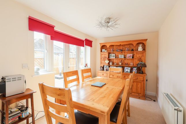 25 St. Francis Meadow, Newquay photo 4