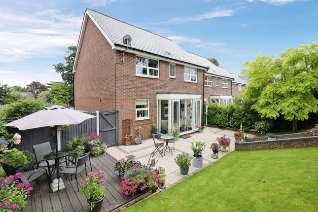 Detached house for sale in The Knoll, Kidderminster