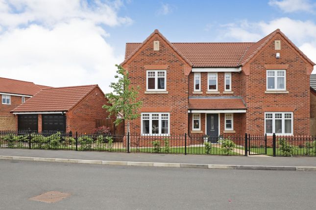 Thumbnail Detached house for sale in Barford Close, Shireoaks, Worksop, Nottinghamshire