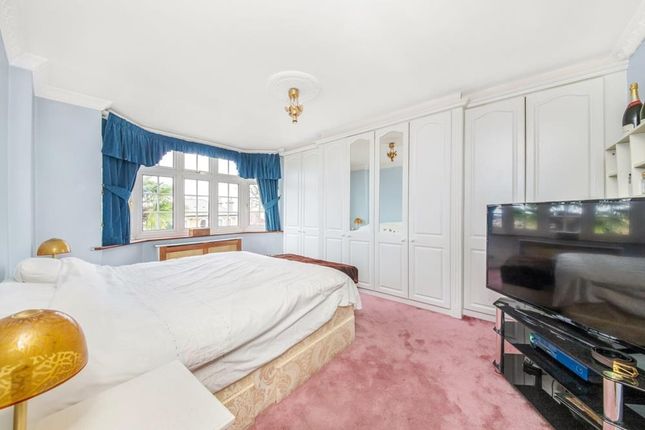 Property for sale in Duncombe Hill, Forest Hill, London