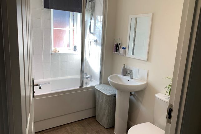 12 Barrabill Way, Launceston, Cornwall photo 4