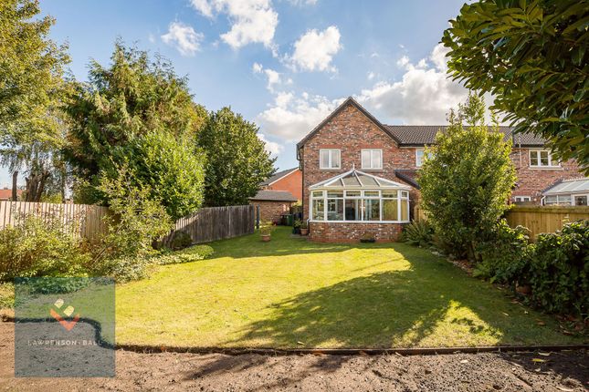 44 Foxhill Close, Northwich photo 4