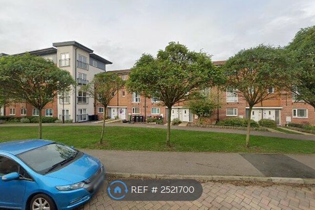 Thumbnail Semi-detached house to rent in Bowling Green Close, Bletchley, Milton Keynes