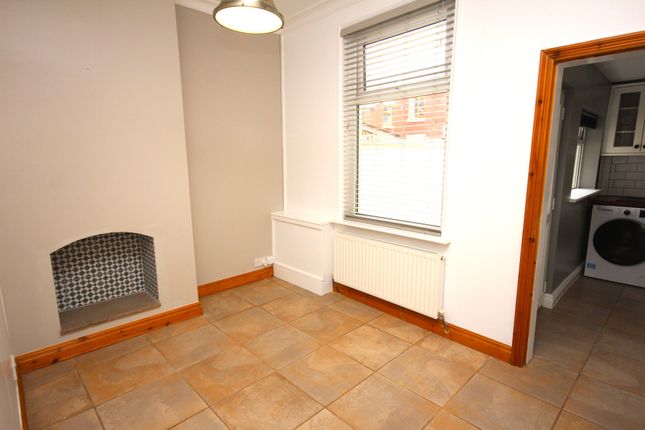 7, Lark Hill, Preston photo 5