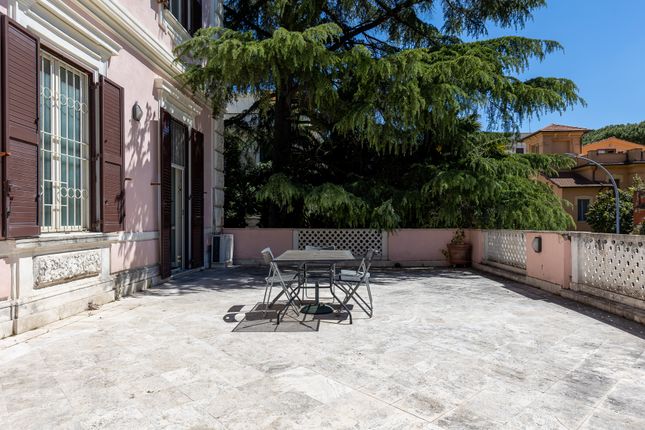 Villa for sale in Monteverde, Rome, Lazio, Italy