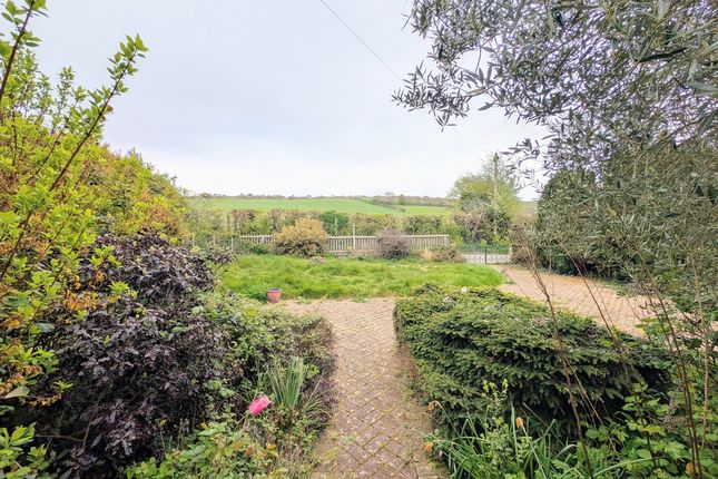 Maeldune, Farriers Way, Newport photo 3