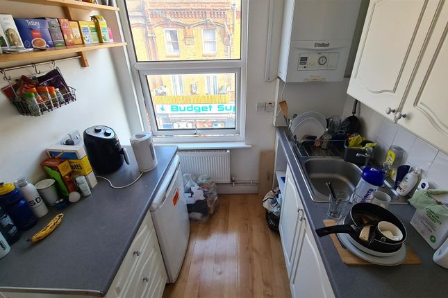 11b, Crouch Hill, Finsbury Park photo 2