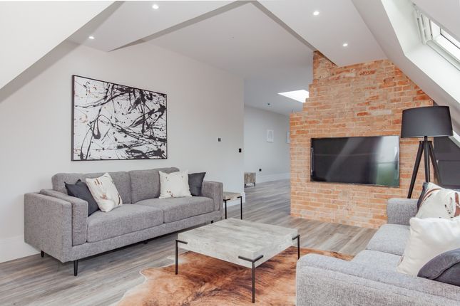 1-bed flat on 8 Church Farmhouse, Oxford, £2,000/mo